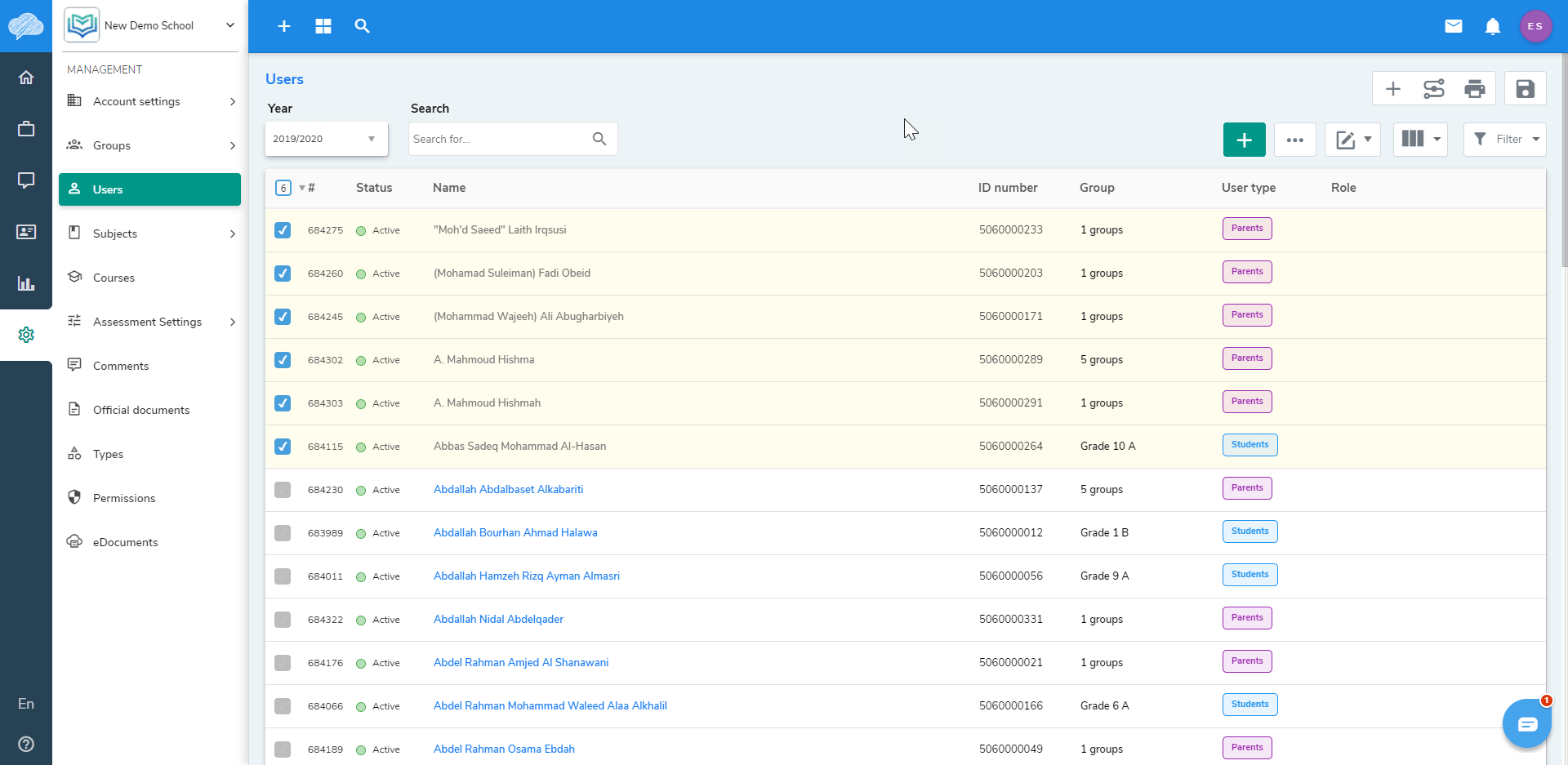 Grid-with-Actions Grid-with-Actions